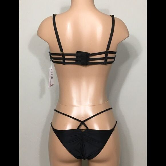 PILYQ Geometric diamond & midnight gold bottom. - Picture 4 of 9